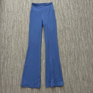 Lululemon Groove Pants in Water Drop Size 4